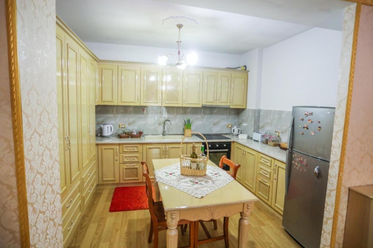 Luxurious Apartment Lake View Pogradec Bagian luar foto