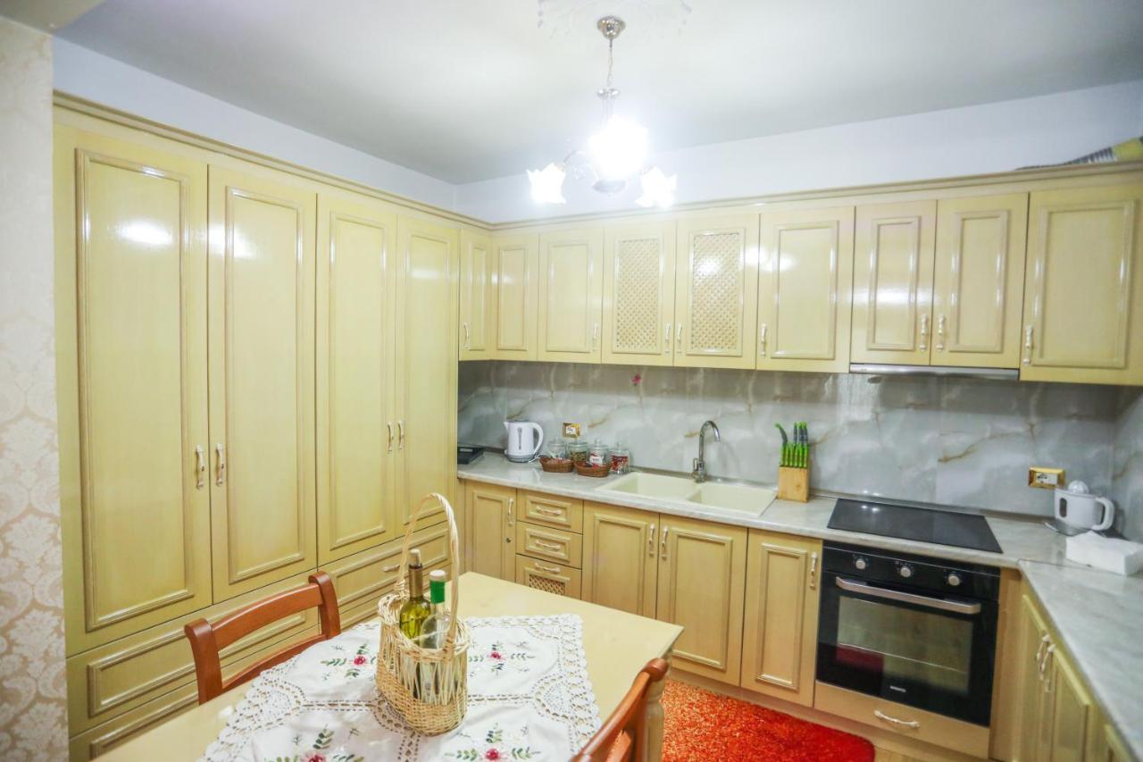 Luxurious Apartment Lake View Pogradec Bagian luar foto